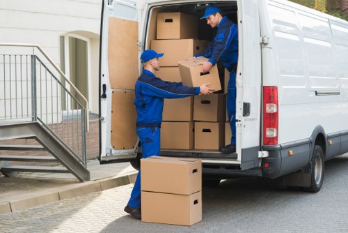 Moving truck service for Brunswickpark residential moves