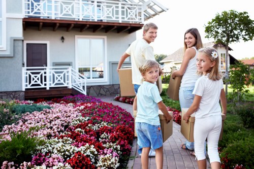 House moving support for apartments and family homes in Brunswickpark